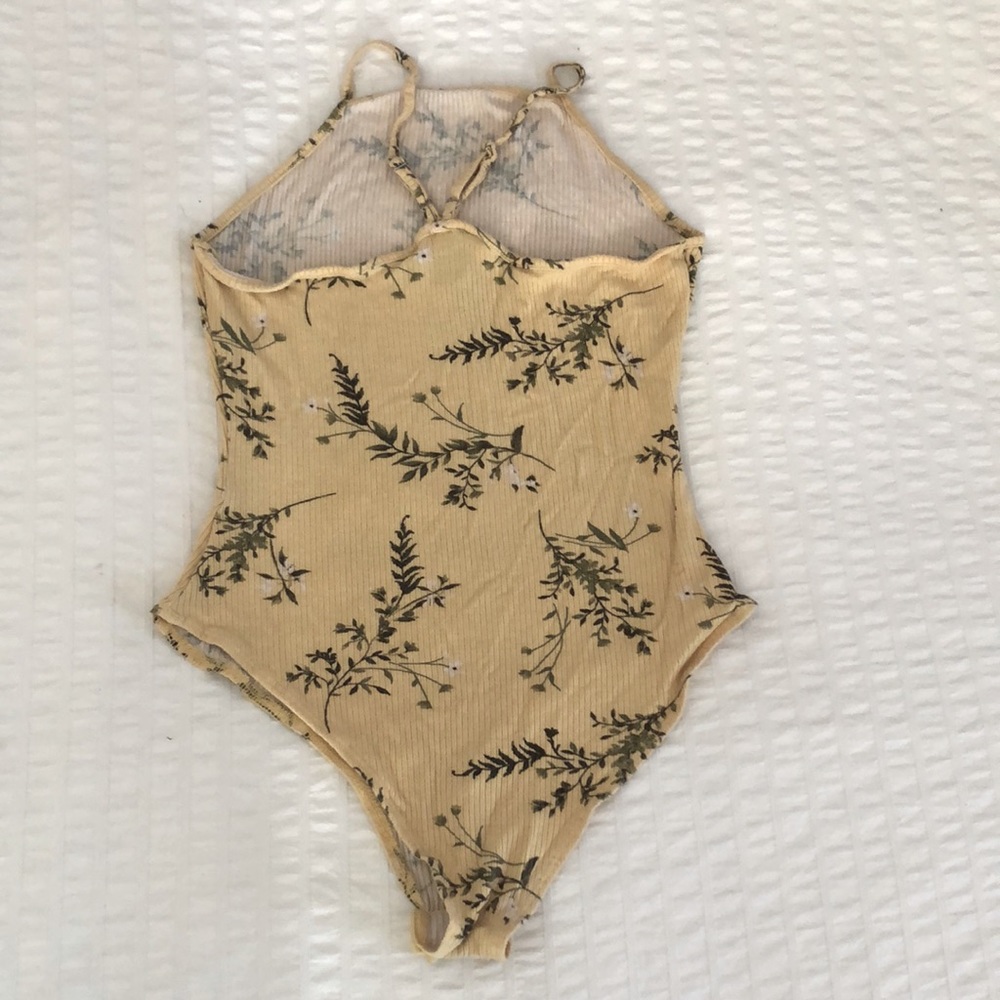Forever 21 floral bodysuit. - Picture 2 of 5